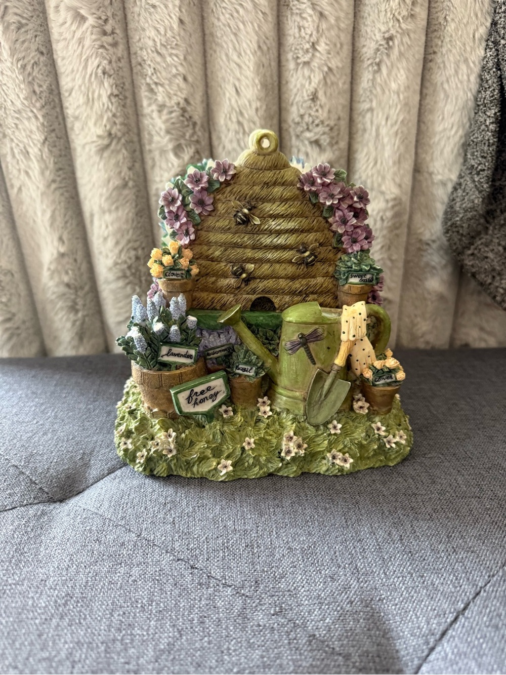 Pfaltzgraff Nature Wood Ceramic Napkin Holder